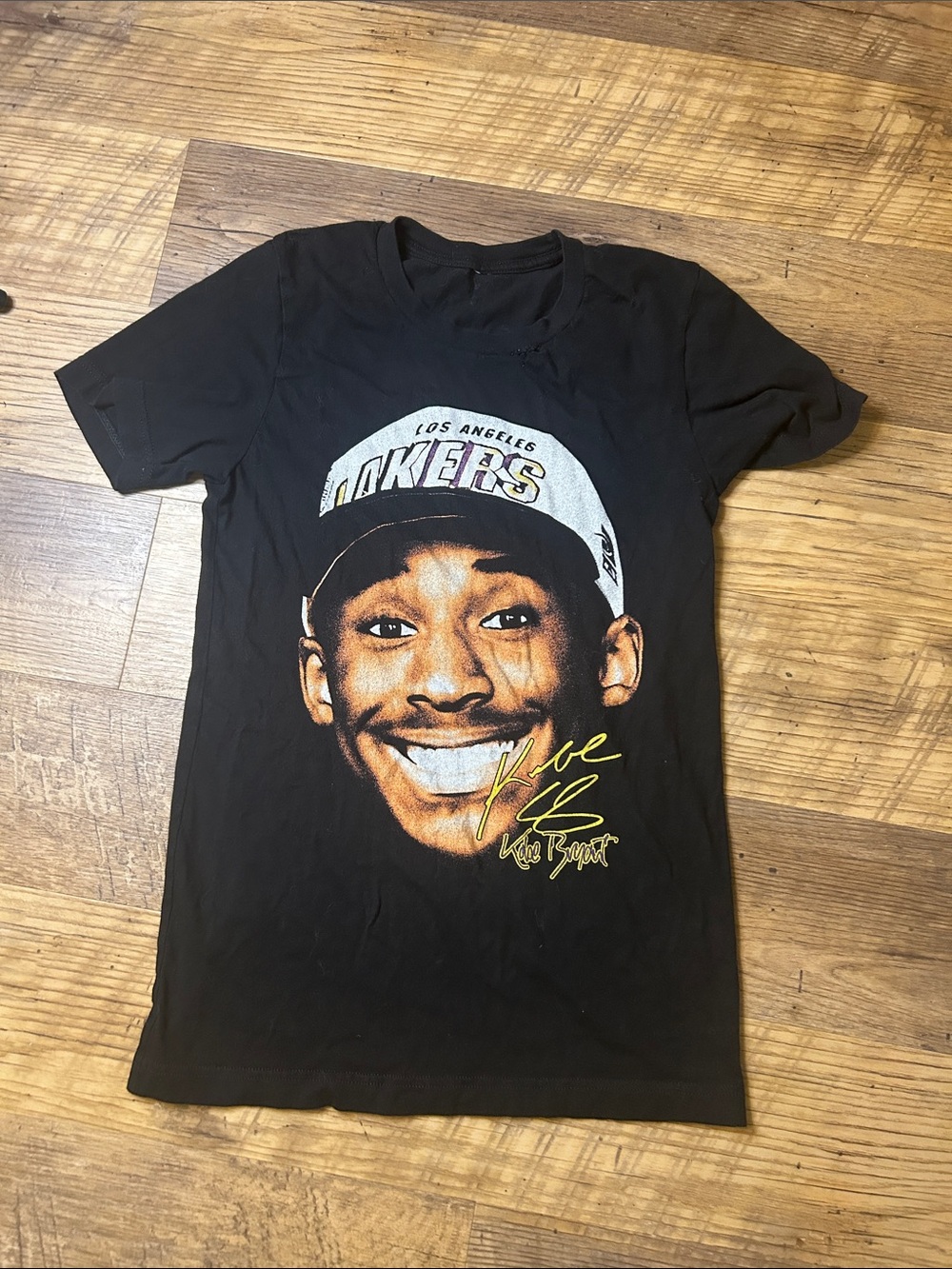 Kobe Bryant Black Graphic Short Sleeve Tee with Signature Print - Men's Crew